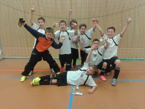 U10 (E3) -Turniersieger im Weihnachts-Cup 2013 beim MTV Berg