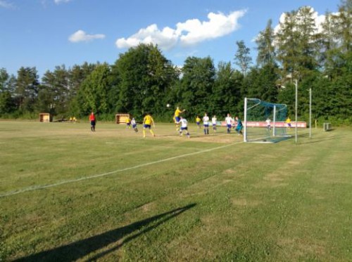 Sparkassen-Cup Halbfinale U15  siegt klar in Türkenfel