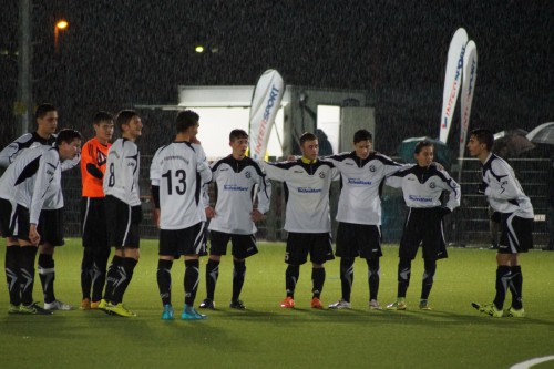 U17: Die Jungs mit Trainer Lohr siegen 2:1 gegen Bad Aibling