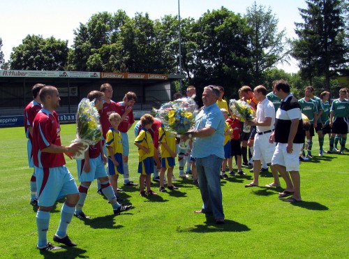 SCF verabschiedet verdiente Spieler und Betreuer - Danke!!