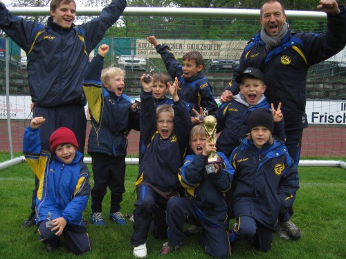 U8-Junioren gewinnen F1-Holzpellet-Tremmel-Junior-Cup!