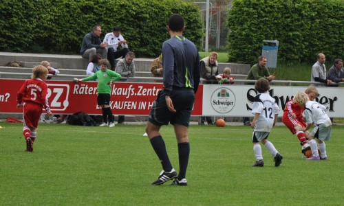 U8 bewältigt Doppelaufgabe am Pfingstwochenende!