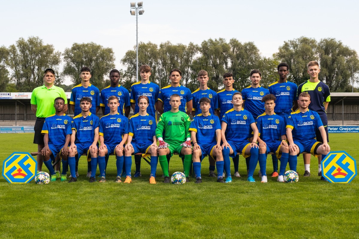 U17: Trikotsponsoring Dichtl Bau GmbH & Co. KG