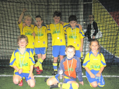 F1 watscht VfB Stuttgart ab und holt 3.Platz in Fellbach