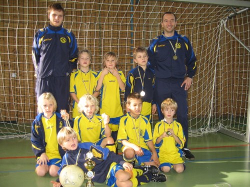 U8 spielt im Konzert der Großen gut mit und holt 2. Platz!