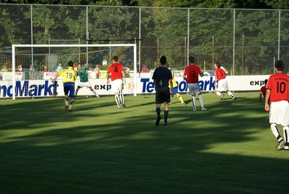 974090729 2.Spiel gg Gersthofen (Fotos Th.Neidek)