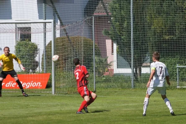 933121006 16.Sp. Unterföhring (Fotos Th.Neidek)