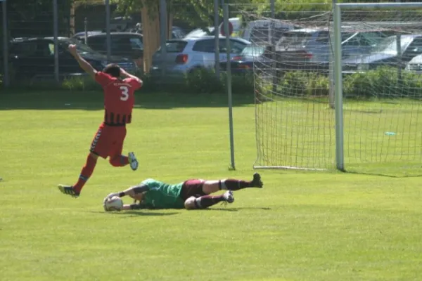 933121006 16.Sp. Unterföhring (Fotos Th.Neidek)